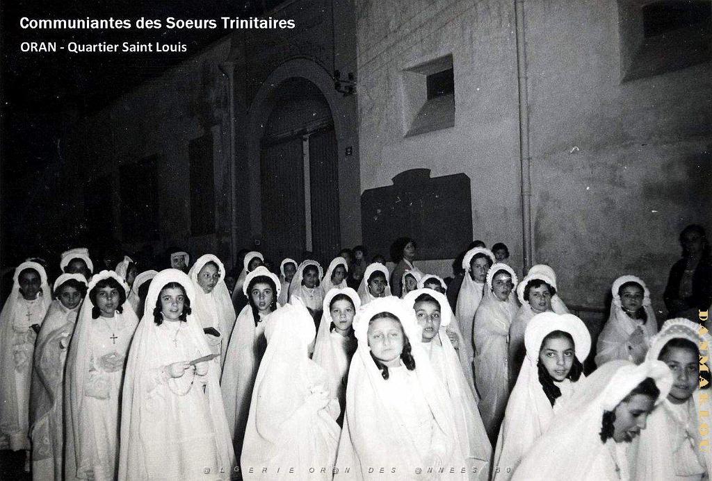 COMMUNIONS ORAN SOEURS TRINITAIRES DE SAINT LOUIS 19XX N01.jpg